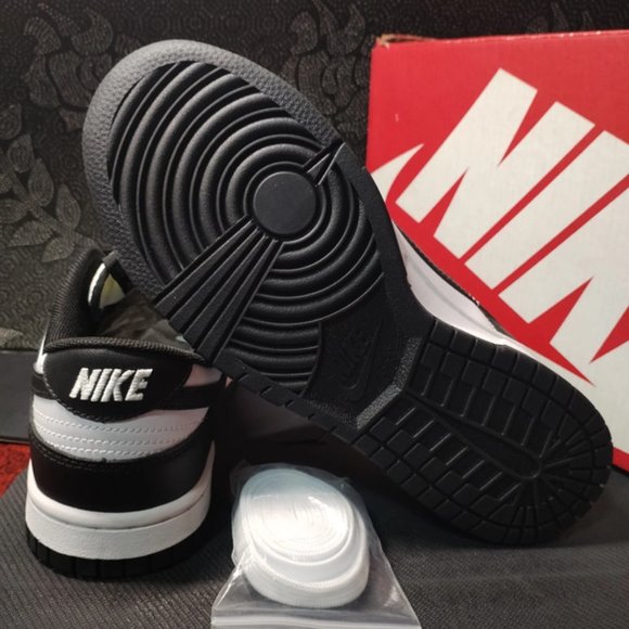Nike Slam Dunk series panda sneakers - Picture 5 of 5